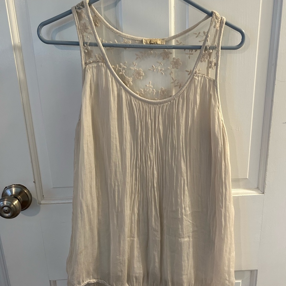 Guess Cream Relaxed Pleated Blouse